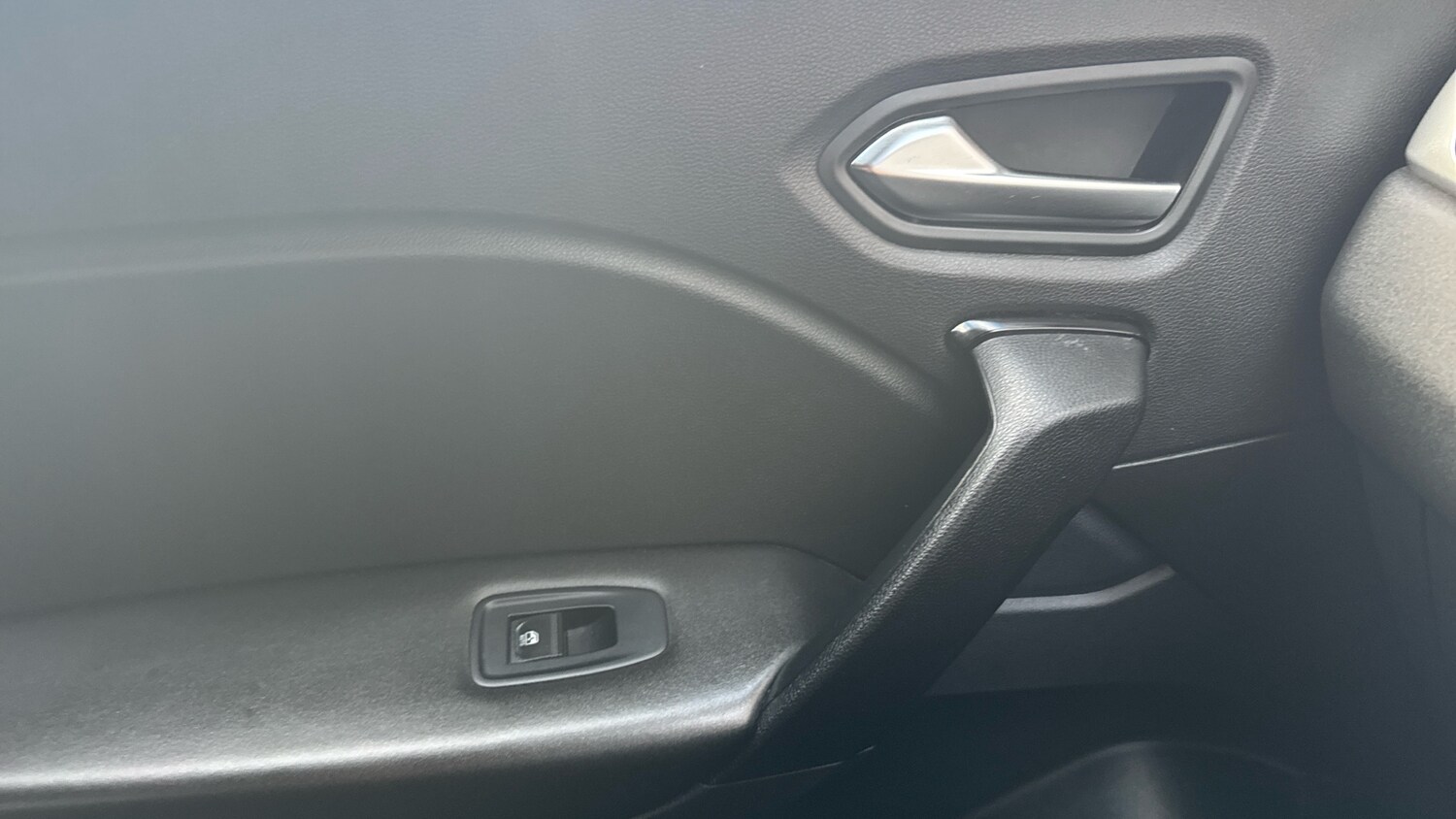 Used Renault Captur 2022 for sale - 76772561: Photo 42