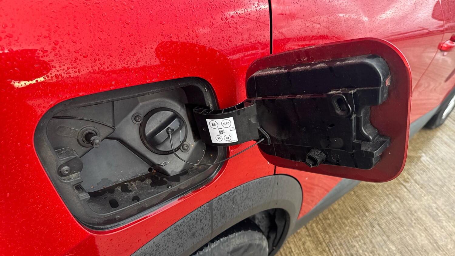 Used Renault Captur 2022 for sale - 76772561: Photo 51