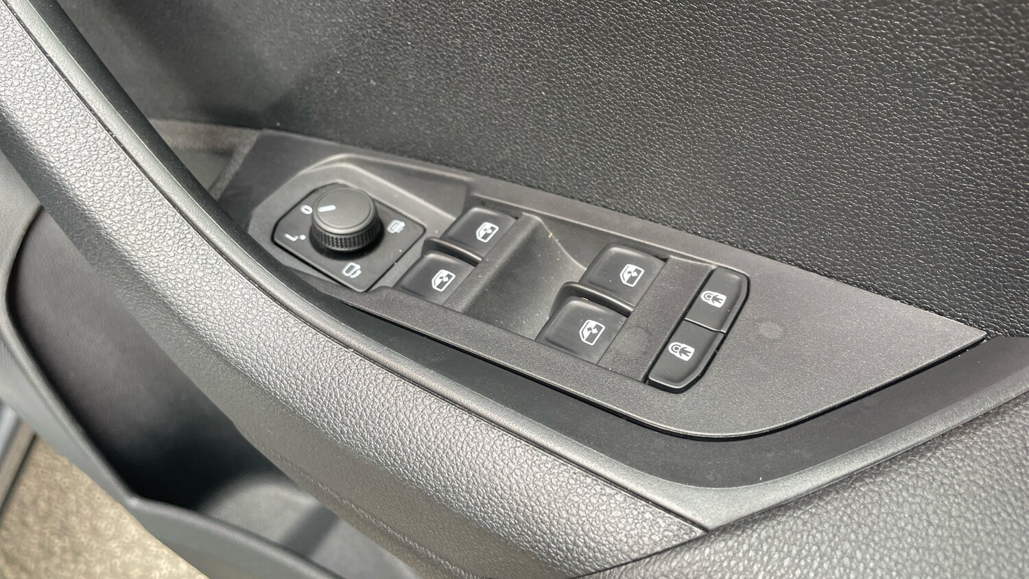 Used Skoda Karoq 2024 for sale - 75966354: Photo 22