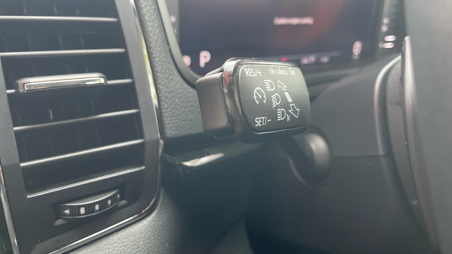 Used Skoda Karoq 2024 for sale - 75966354: Photo 27