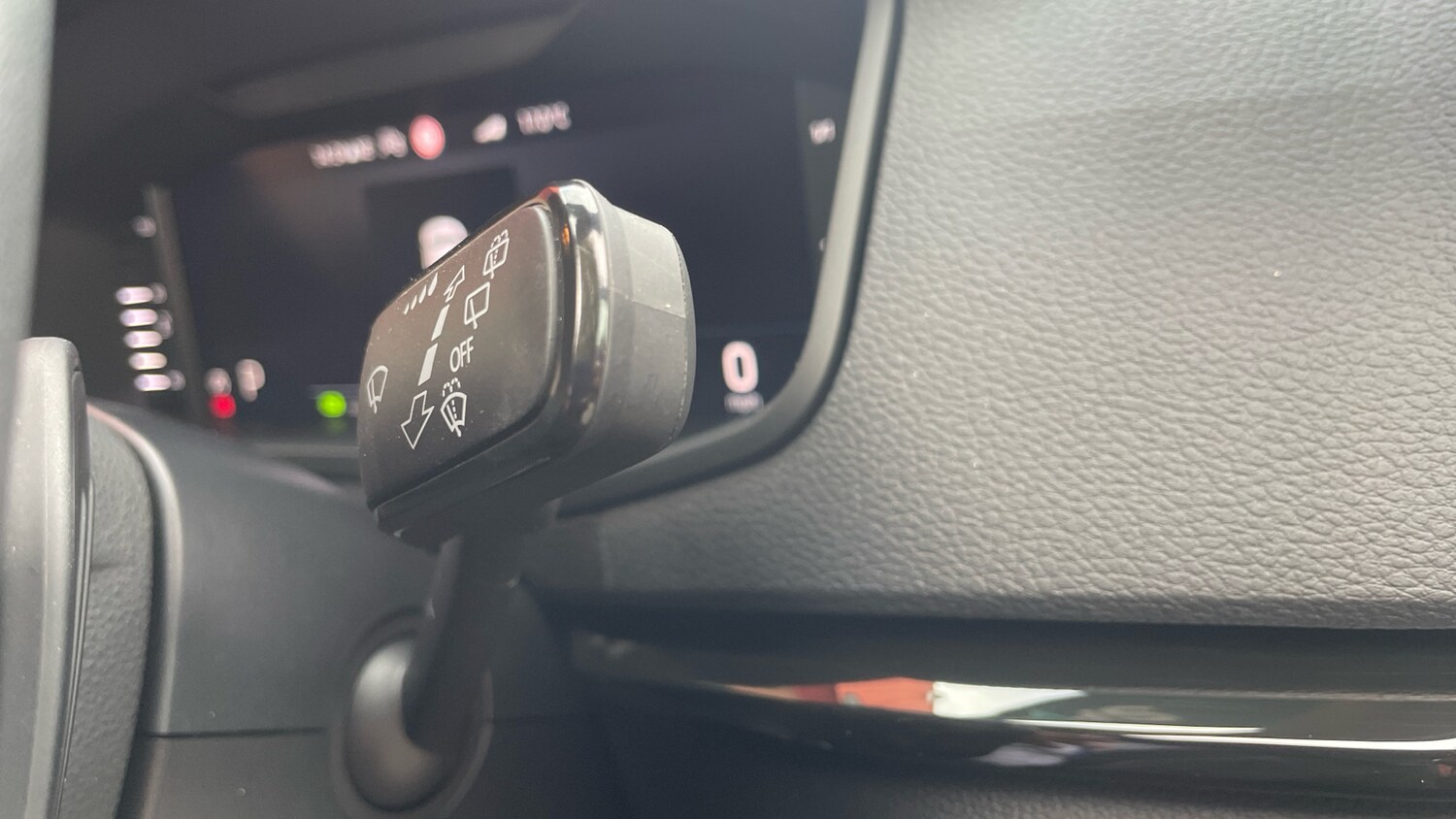 Used Skoda Karoq 2024 for sale - 75966354: Photo 28