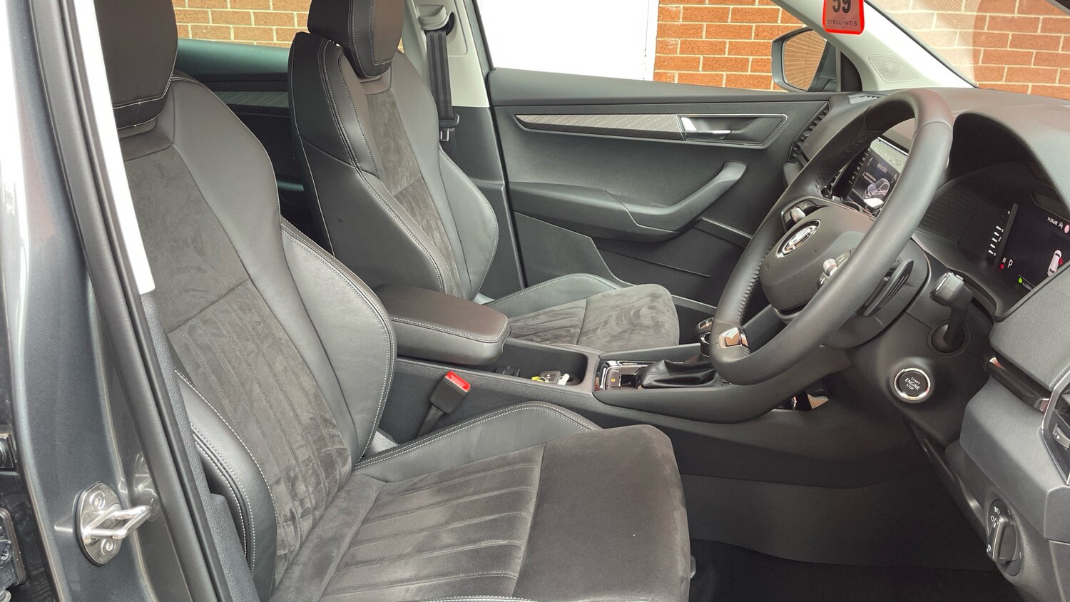 Used Skoda Karoq 2024 for sale - 75966354: Photo 42