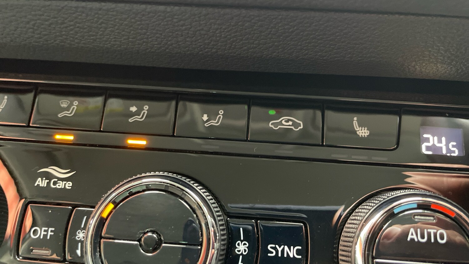 Used Skoda Karoq 2024 for sale - 75966354: Photo 52