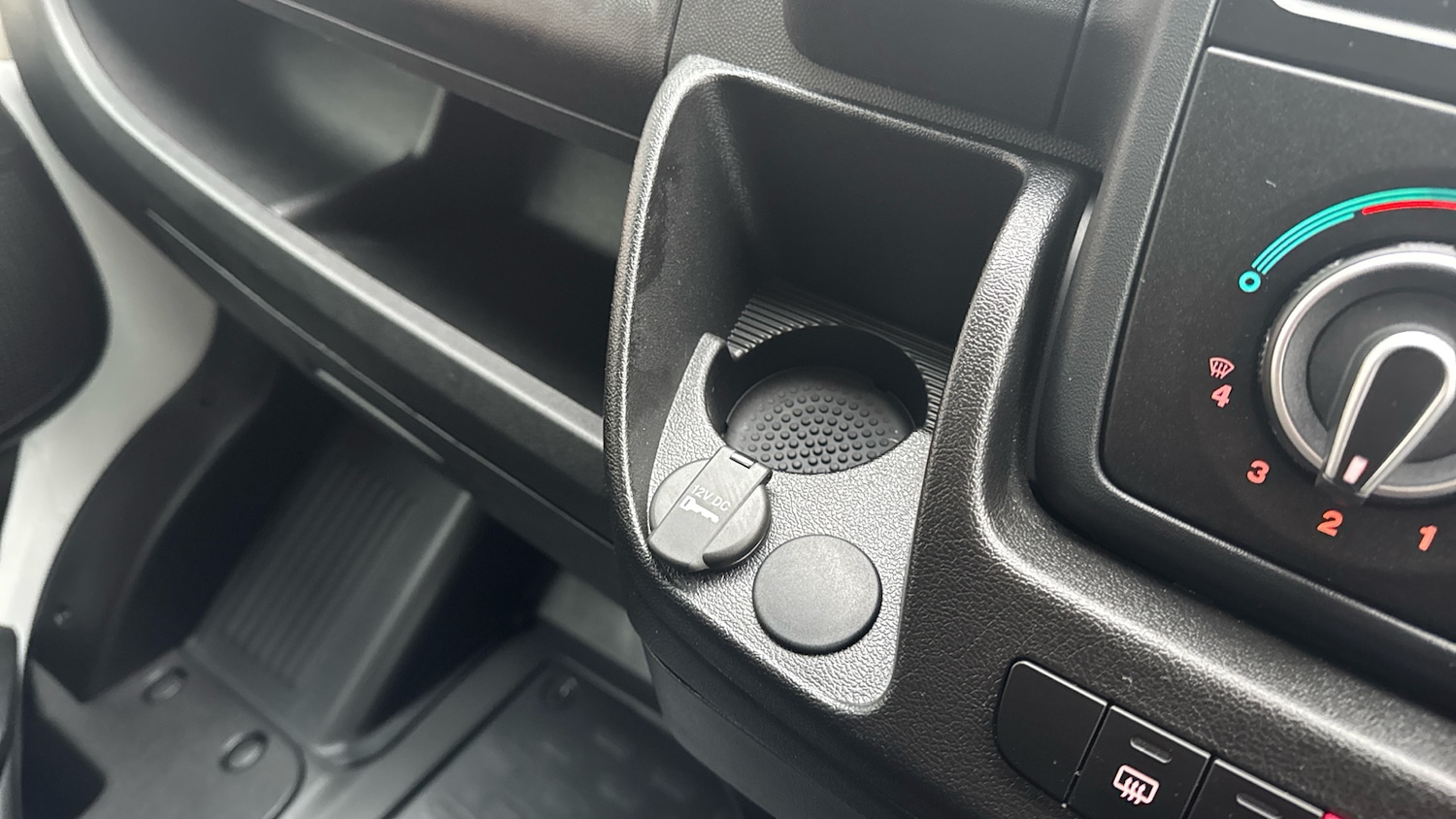 Used Citroen Relay 2024 for sale - 76803251: Photo 30