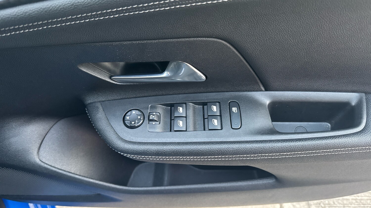 Used Vauxhall Mokka 2024 for sale - 76772544: Photo 23