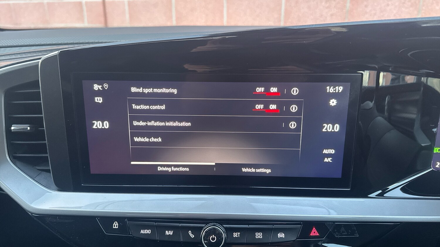 Used Vauxhall Mokka 2024 for sale - 76772544: Photo 31