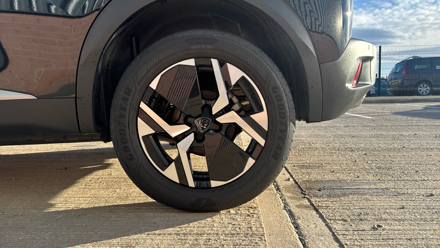 Used Peugeot 2008 2024 for sale - 76216469: Photo 16