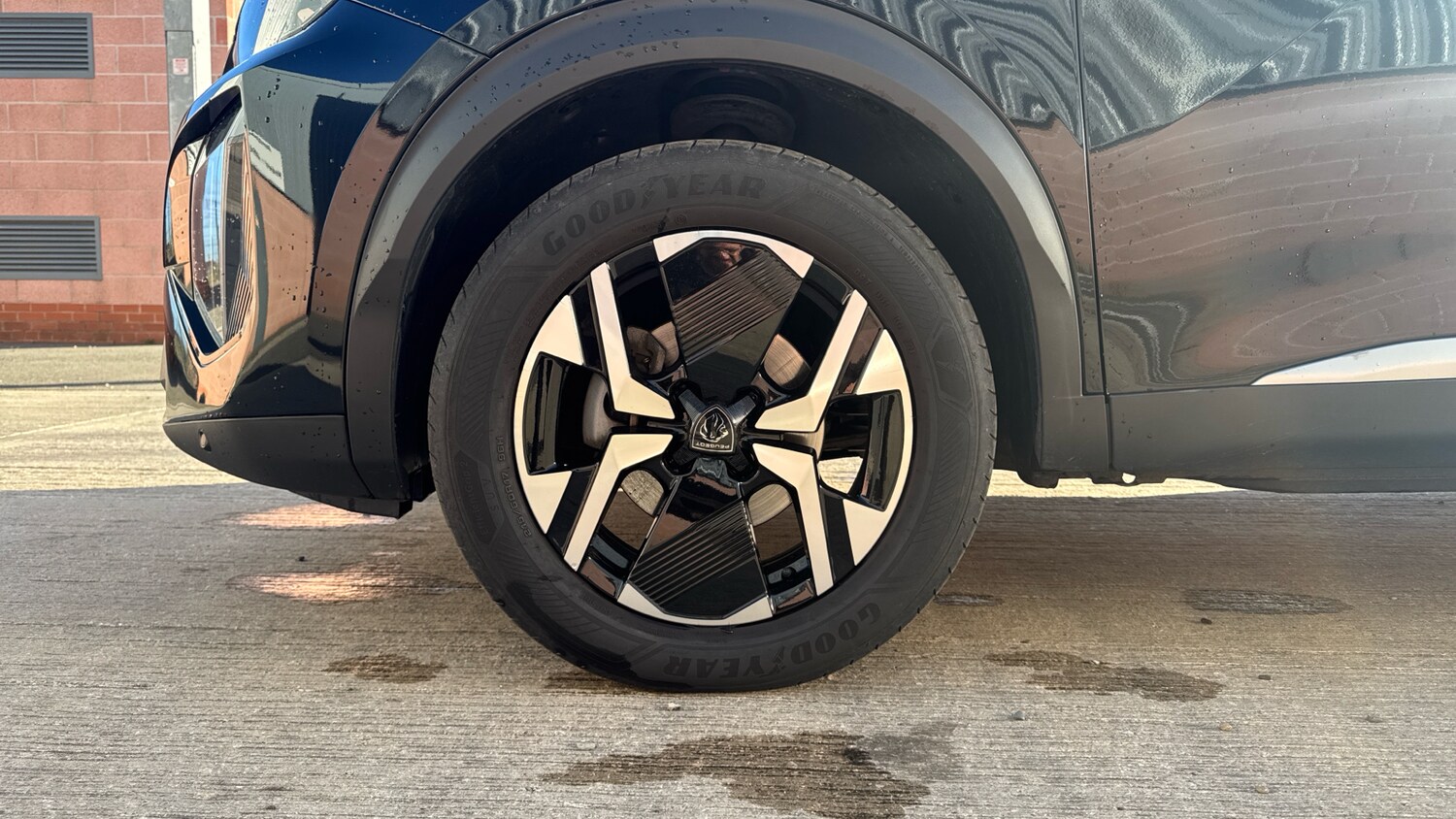 Used Peugeot 2008 2024 for sale - 76216469: Photo 17