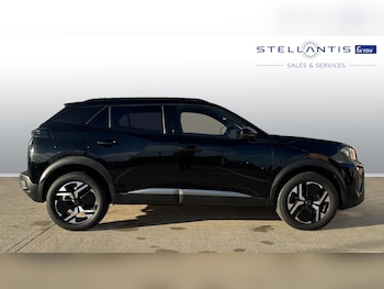 Used Peugeot 2008 2024 for sale - 76216469: Photo 2