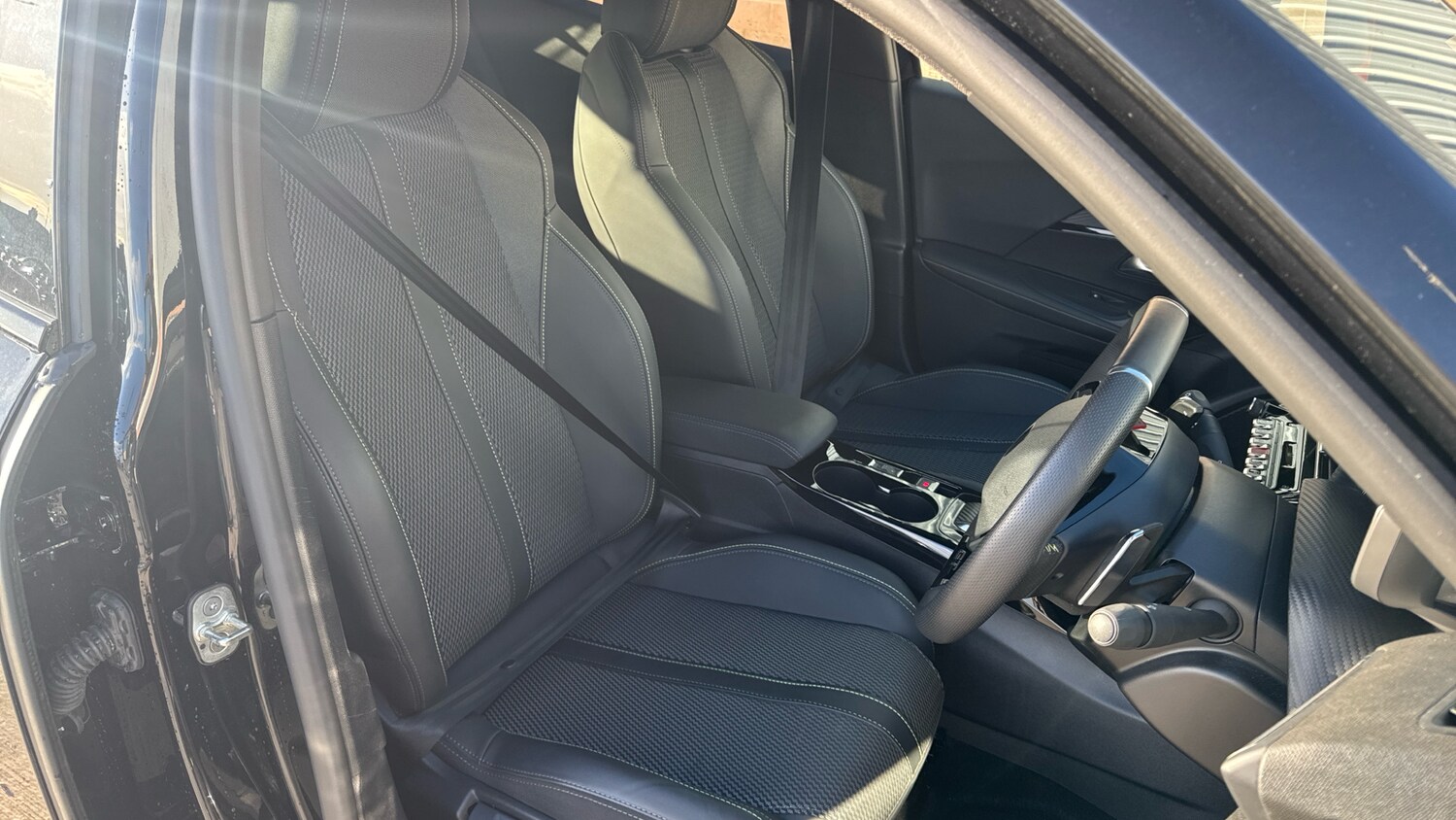 Used Peugeot 2008 2024 for sale - 76216469: Photo 40