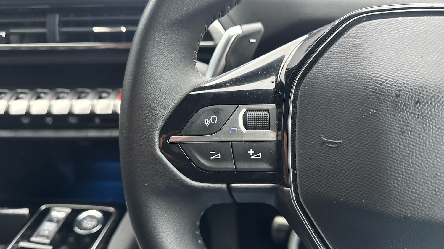Used Peugeot 3008 2024 for sale - 76153982: Photo 23