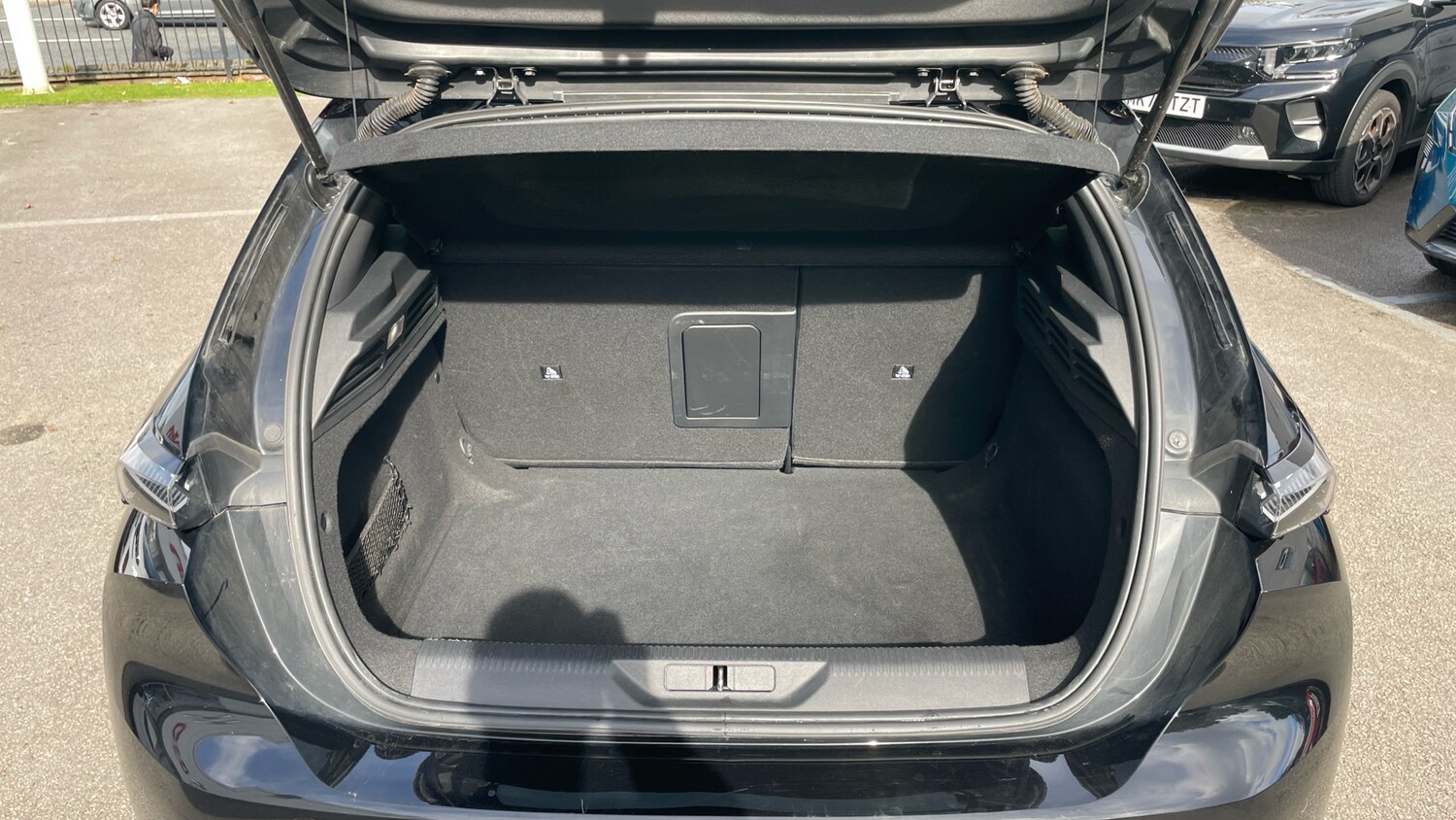 Used Peugeot 308 2023 for sale - 75929292: Photo 19