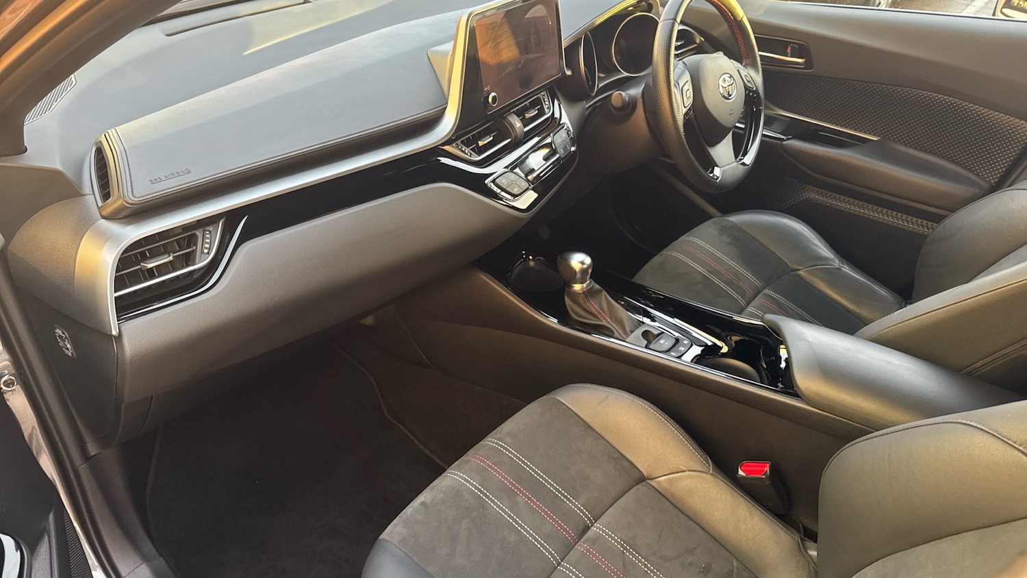 Used Toyota C-HR 2023 for sale - 77157227: Photo 12