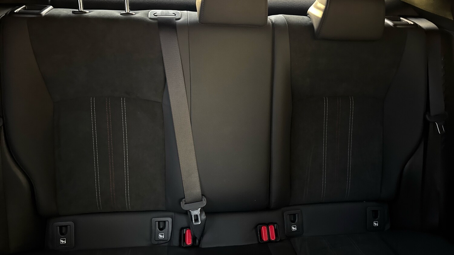 Used Toyota C-HR 2023 for sale - 77157227: Photo 25