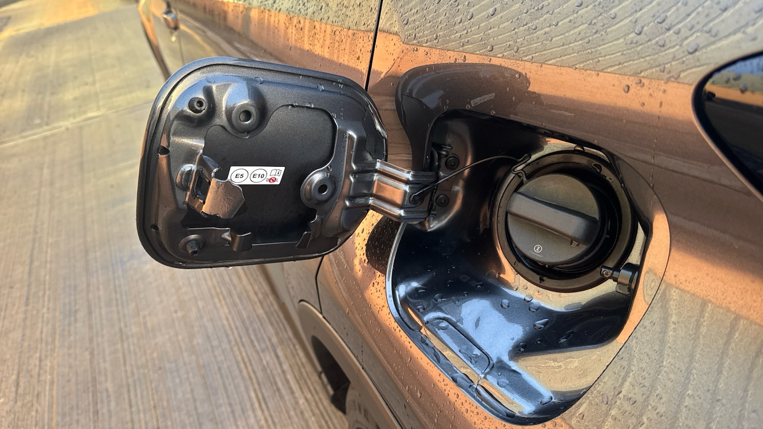 Used Toyota C-HR 2023 for sale - 77157227: Photo 50