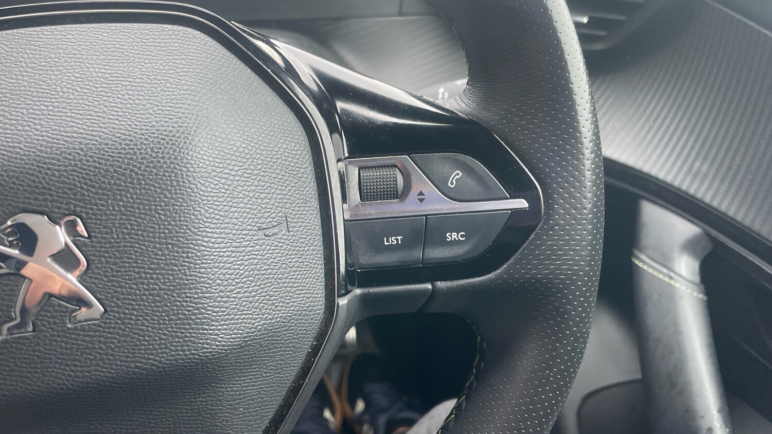 Used Peugeot 2008 2021 for sale - 76099786: Photo 24