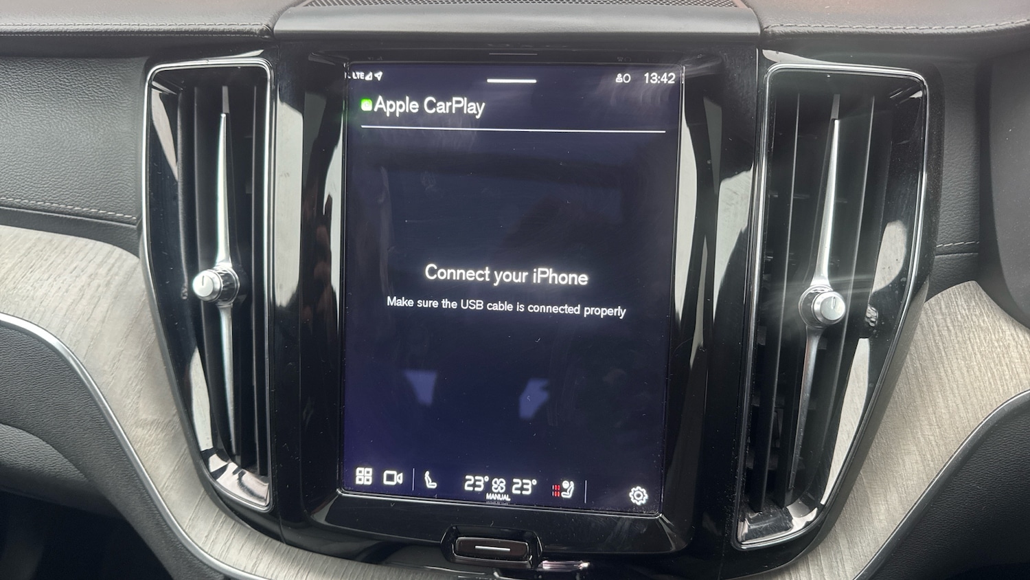 Used Volvo XC60 2023 for sale - 76803236: Photo 31