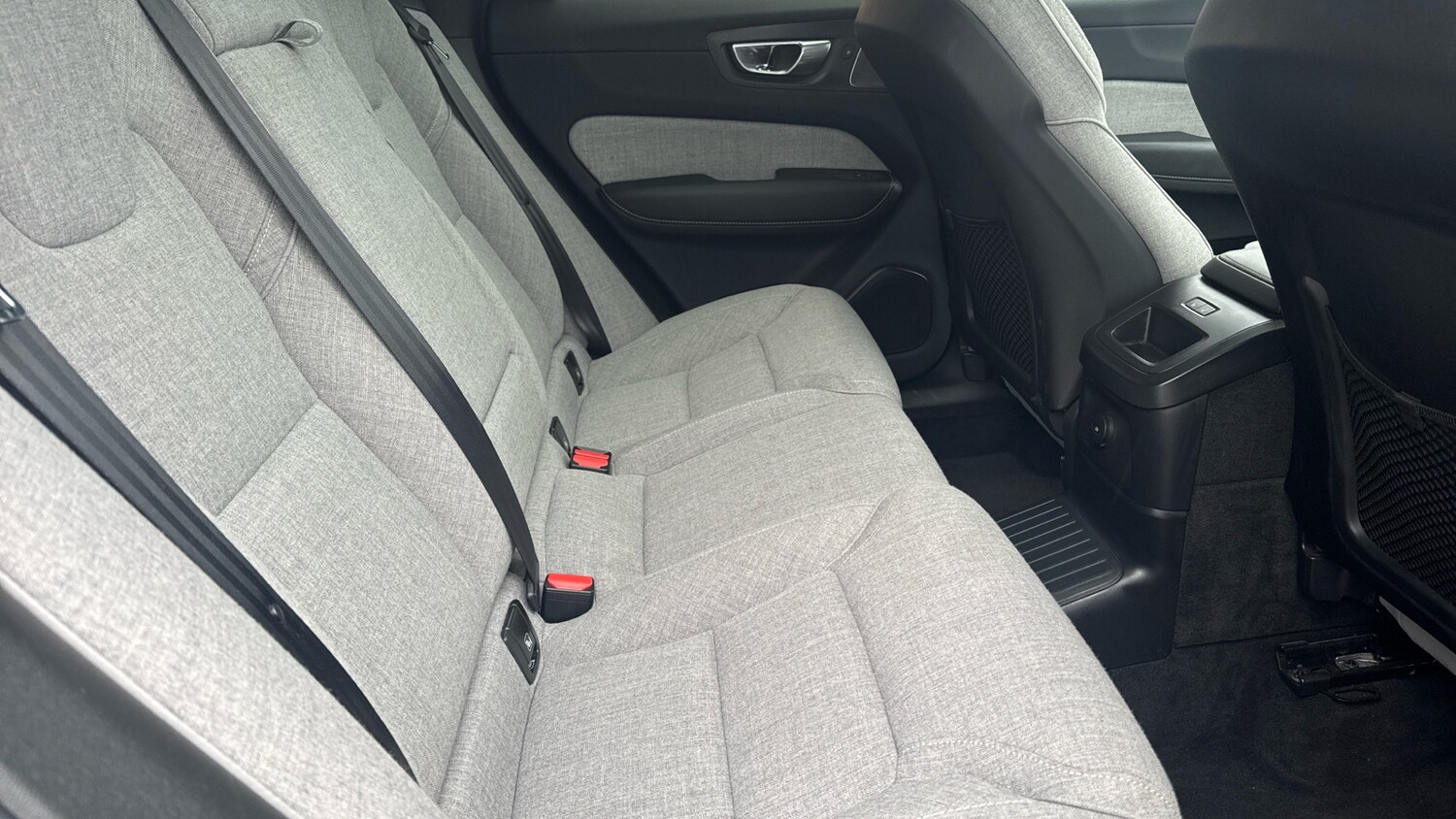 Used Volvo XC60 2023 for sale - 76803236: Photo 33