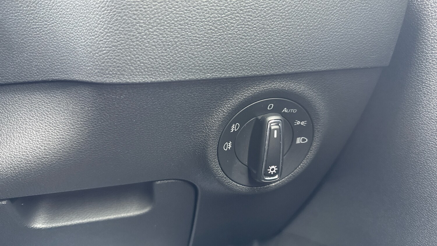 Used Skoda Karoq 2024 for sale - 75929298: Photo 18