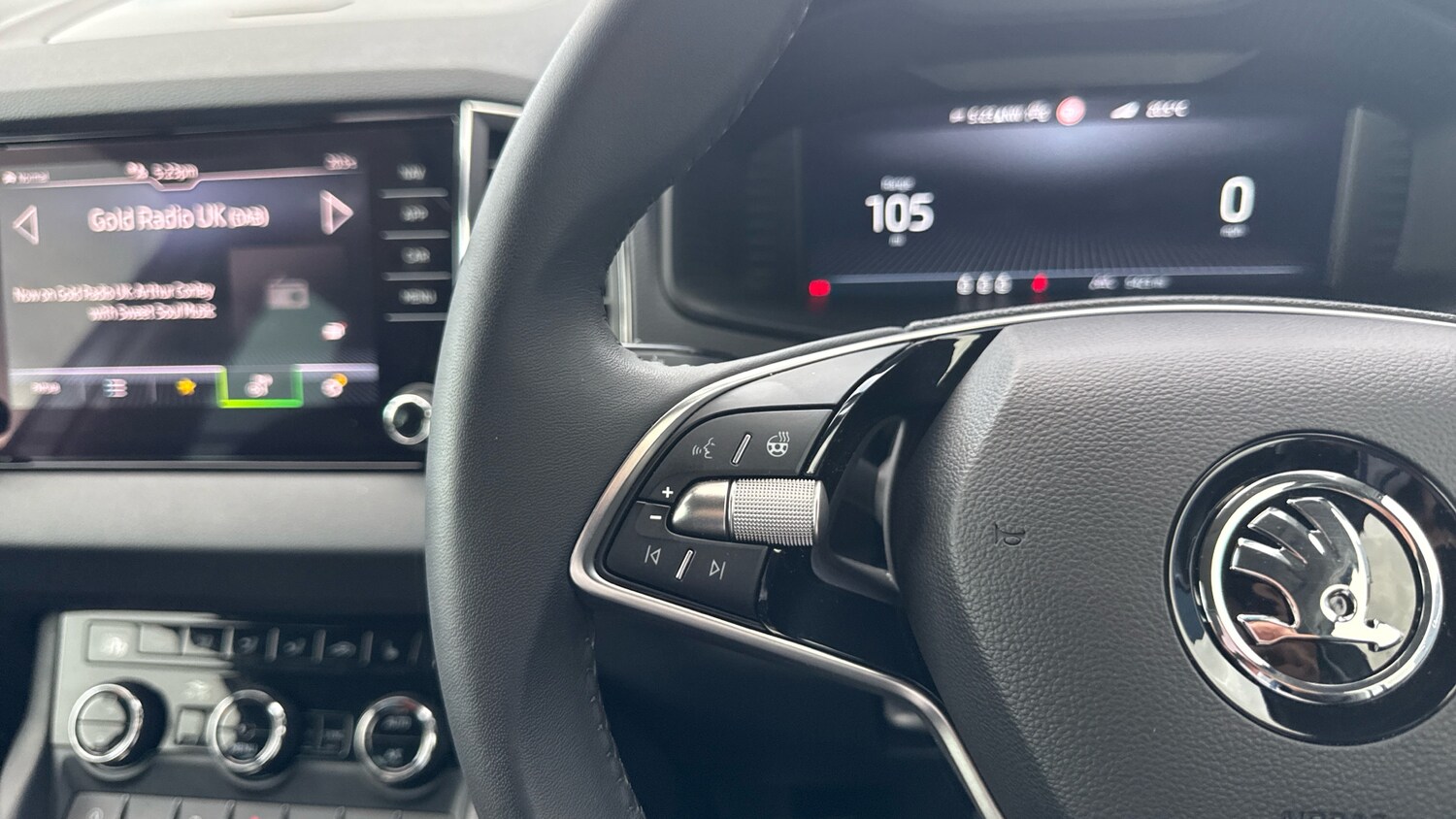 Used Skoda Karoq 2024 for sale - 75929298: Photo 23