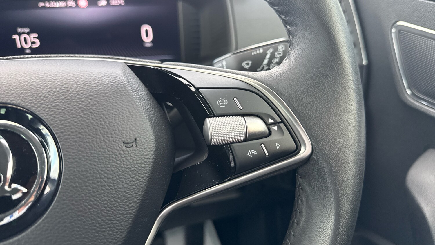 Used Skoda Karoq 2024 for sale - 75929298: Photo 24