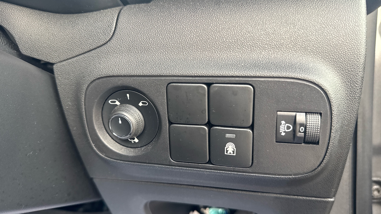 Used Citroen C3 2023 for sale - 77898874: Photo 34