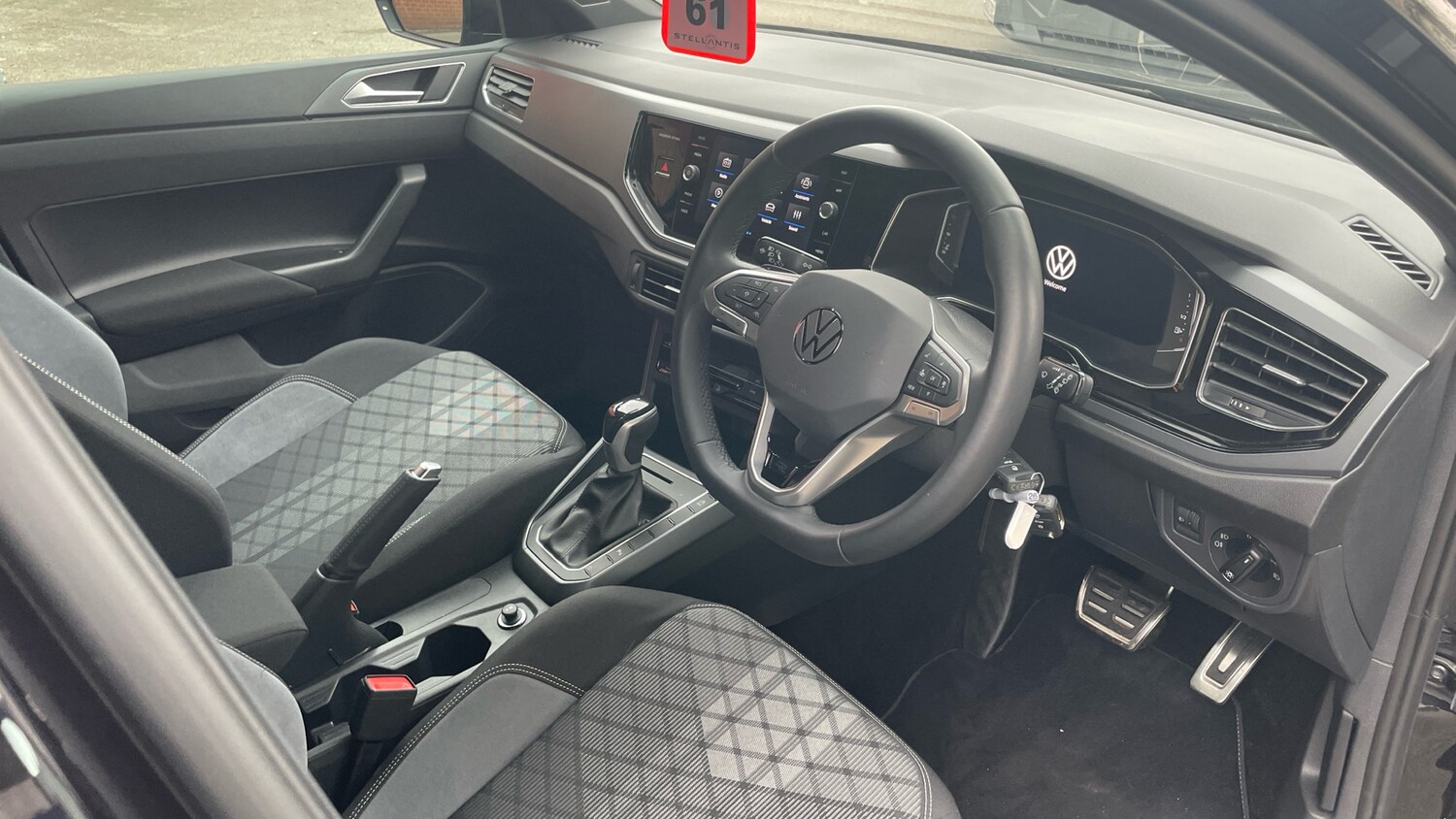 Used Volkswagen Polo 2024 for sale - 75966310: Photo 11