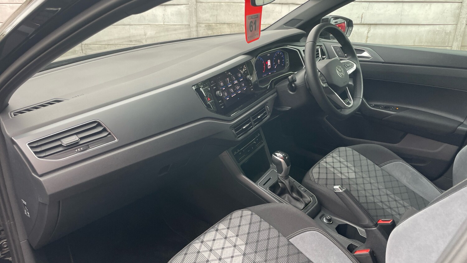 Used Volkswagen Polo 2024 for sale - 75966310: Photo 12