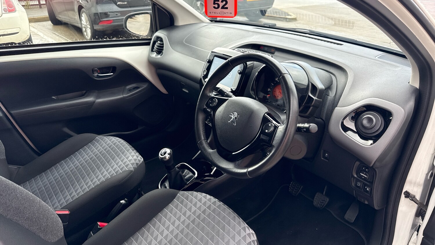 Used Peugeot 108 2021 for sale - 76419710: Photo 11