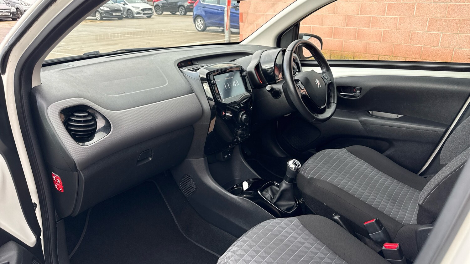 Used Peugeot 108 2021 for sale - 76419710: Photo 12