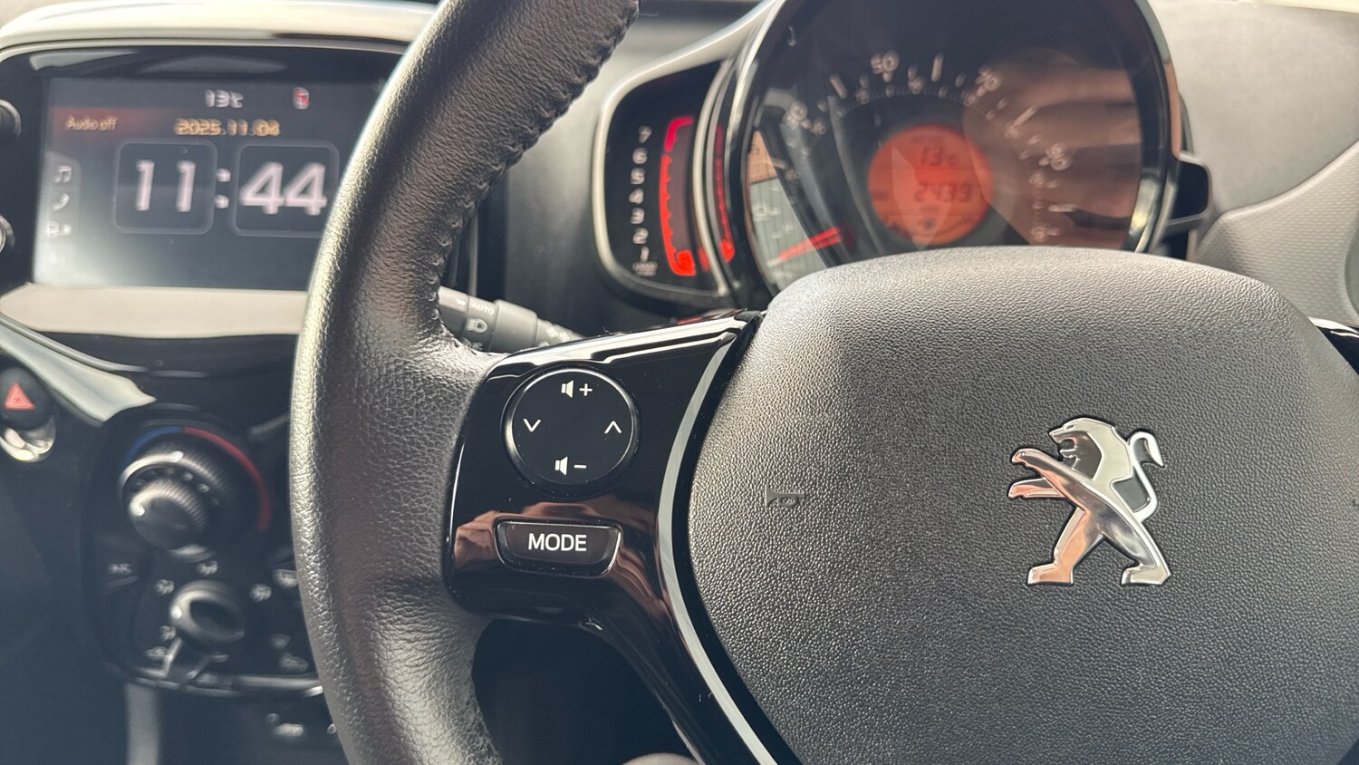 Used Peugeot 108 2021 for sale - 76419710: Photo 23