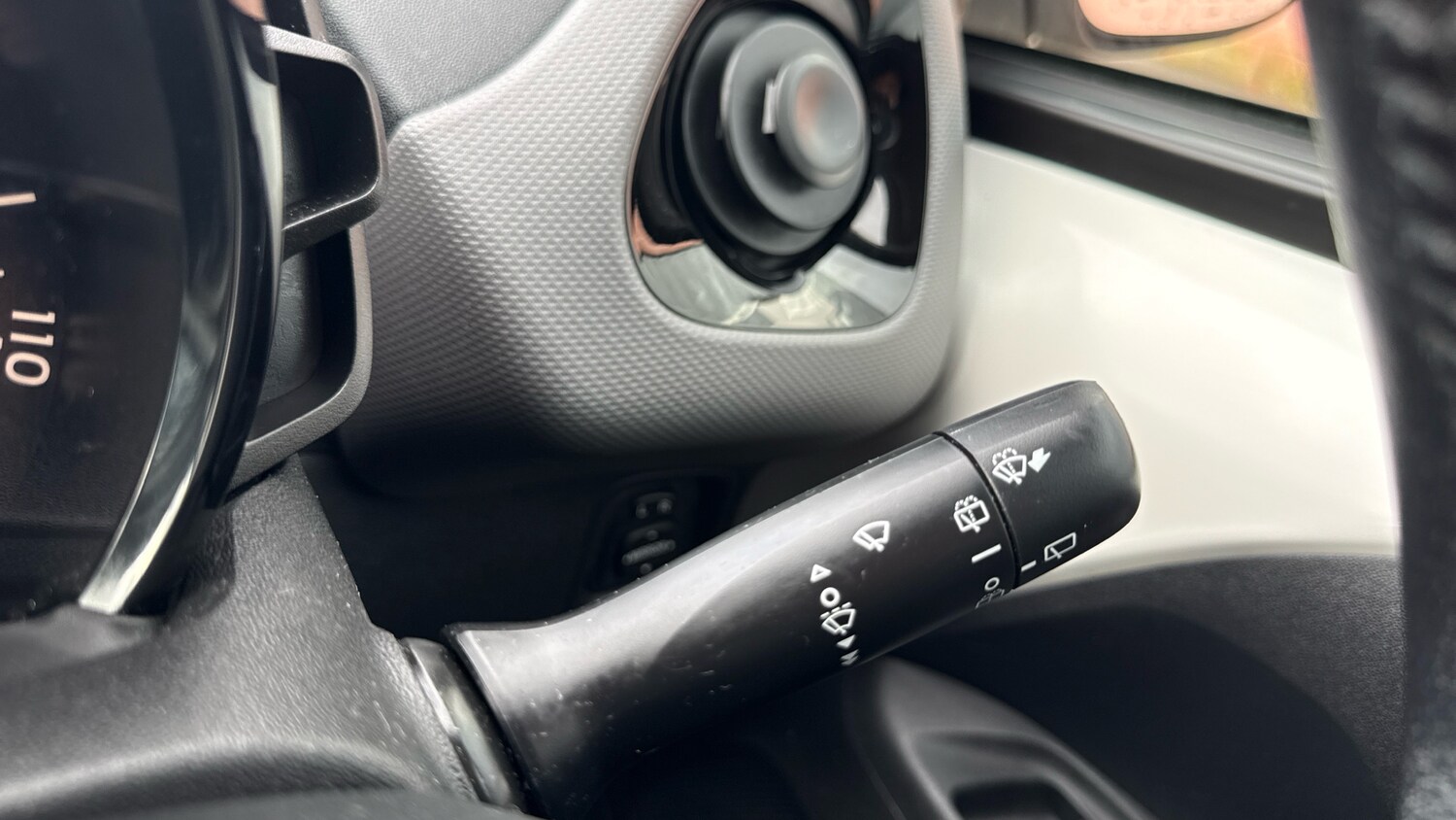 Used Peugeot 108 2021 for sale - 76419710: Photo 28