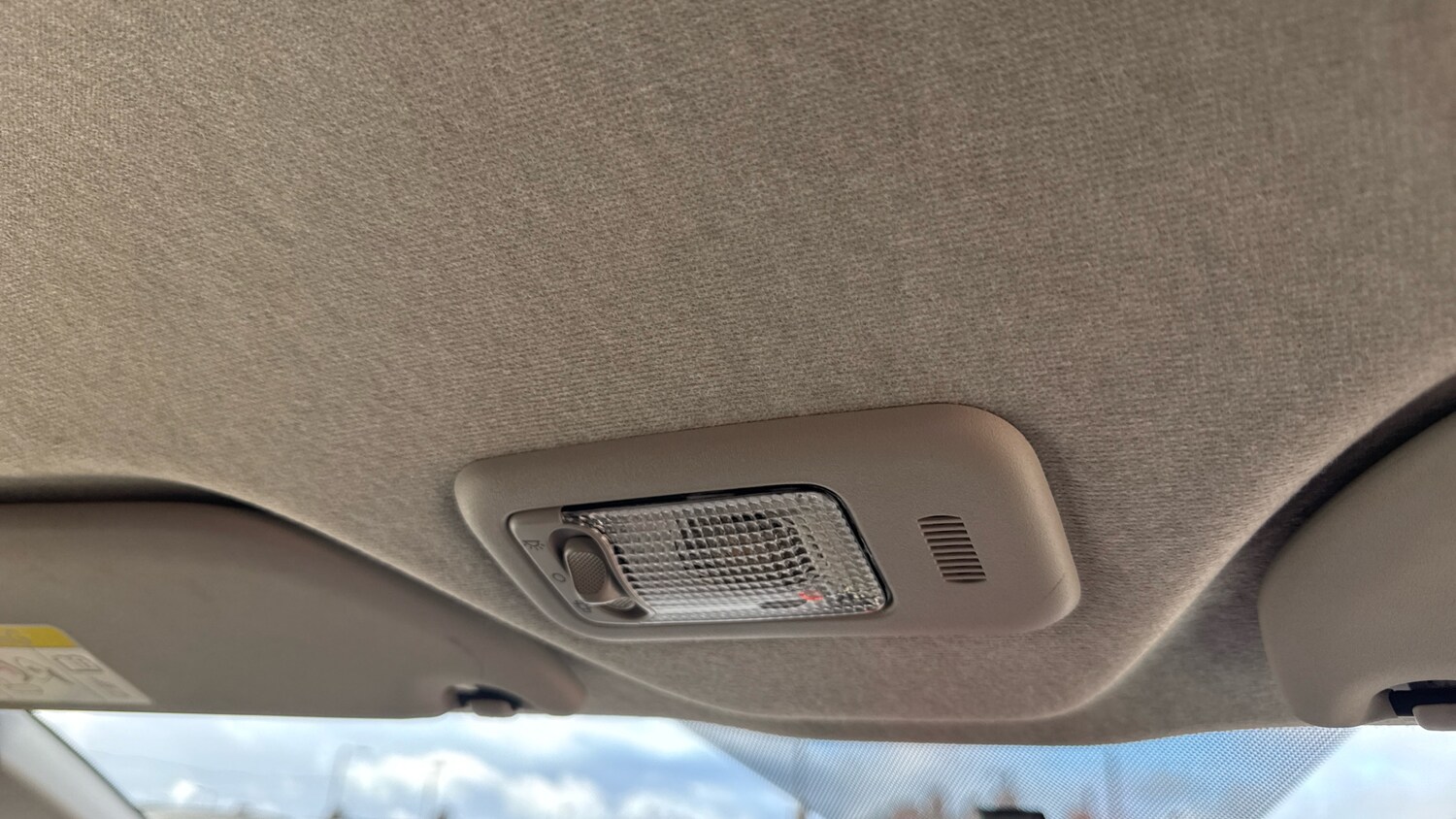 Used Peugeot 108 2021 for sale - 76419710: Photo 32