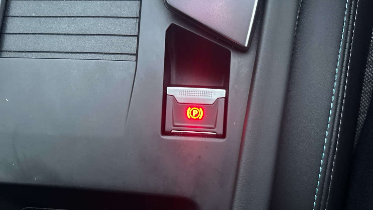 Used Peugeot 408 2024 for sale - 77060532: Photo 22