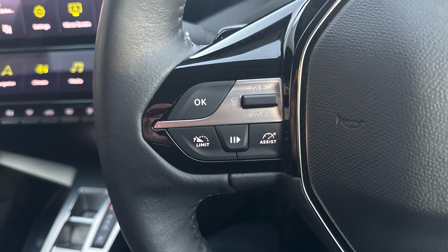 Used Peugeot 408 2024 for sale - 77060532: Photo 24