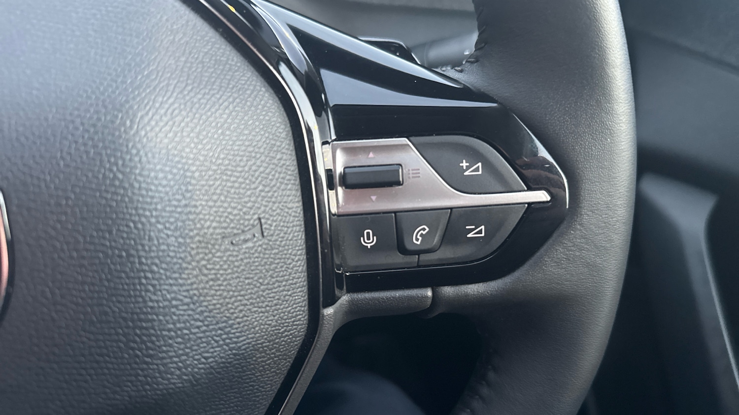 Used Peugeot 408 2024 for sale - 77060532: Photo 25