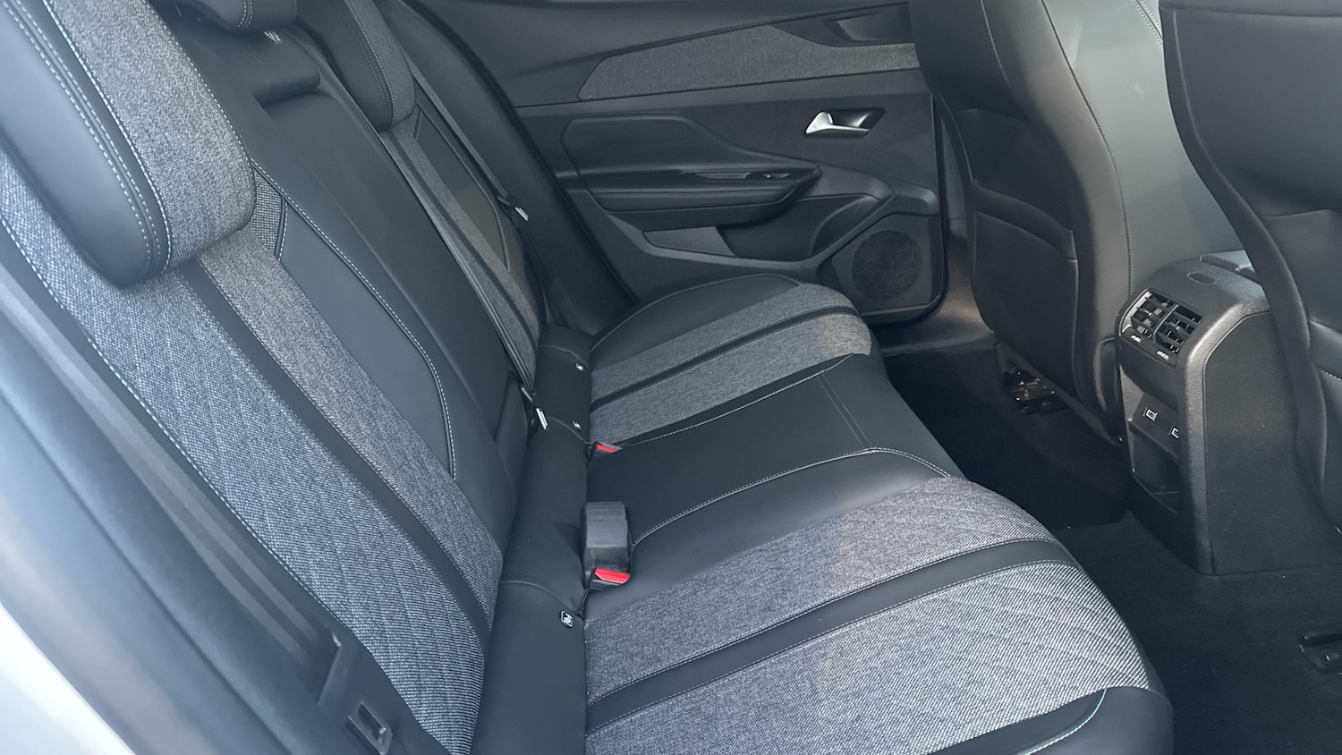 Used Peugeot 408 2024 for sale - 77060532: Photo 34