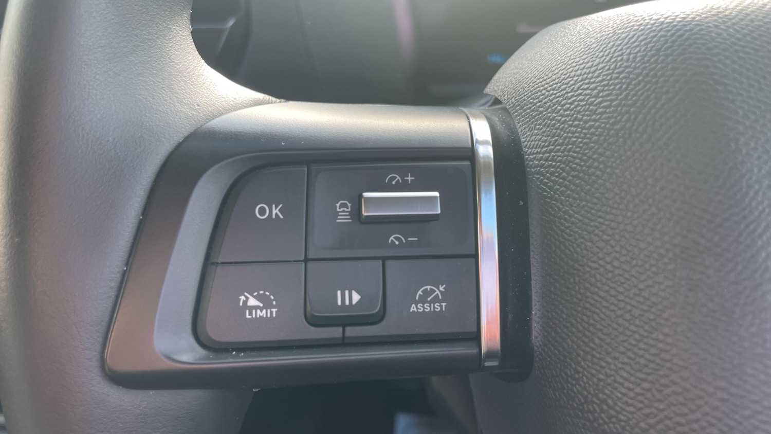 Used Citroen C4 2023 for sale - 76378419: Photo 23