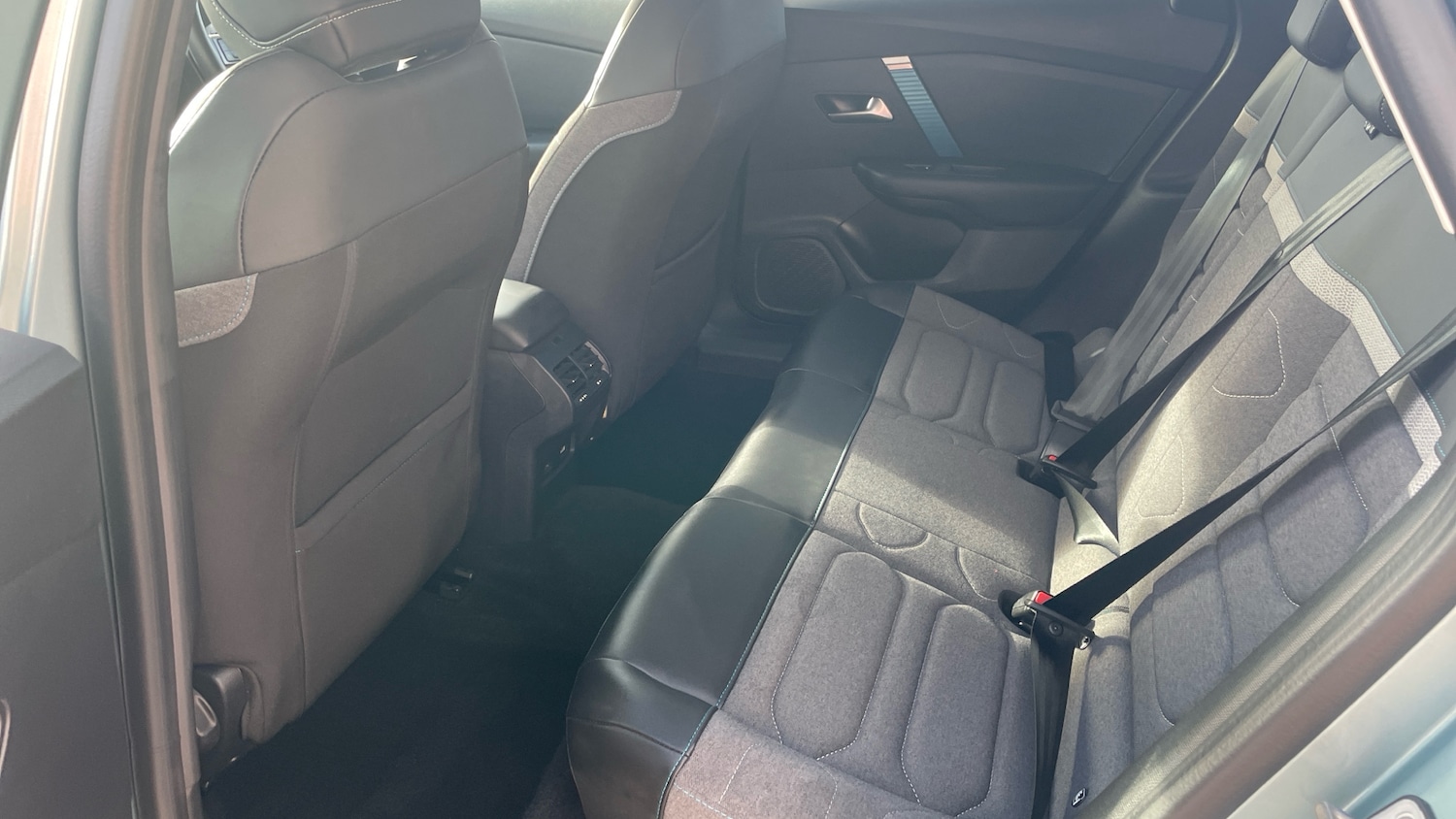 Used Citroen C4 2023 for sale - 76378419: Photo 30