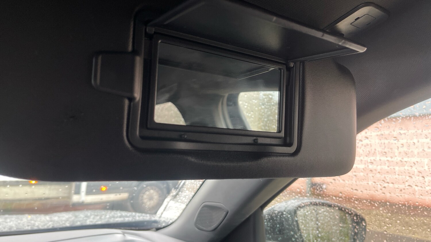 Used Peugeot 2008 2023 for sale - 76099791: Photo 37