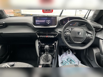 Used Peugeot 2008 2023 for sale - 76099791: Photo 4