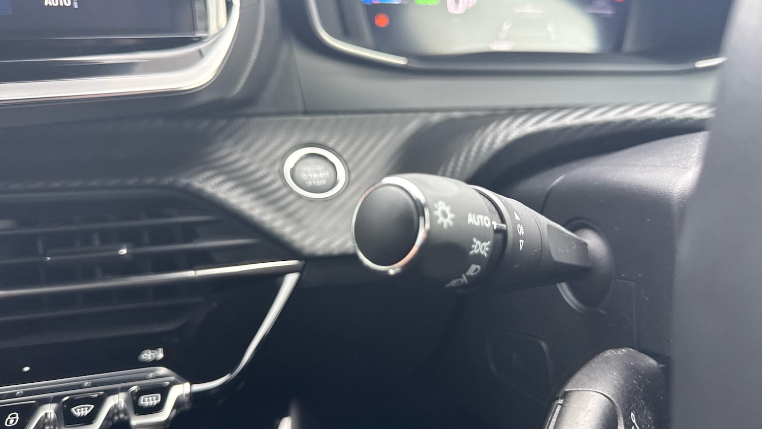 Used Peugeot 2008 2024 for sale - 77092090: Photo 28