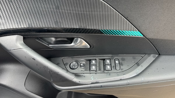Used Peugeot 2008 2021 for sale - 76099784: Photo 22