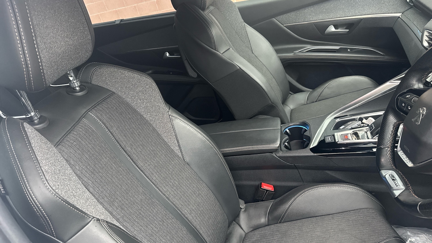 Used Peugeot 5008 2020 for sale - 77092089: Photo 43