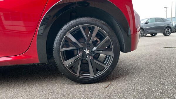Used Peugeot 208 2023 for sale - 75992257: Photo 15