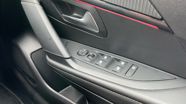 Used Peugeot 208 2023 for sale - 75992257: Photo 22
