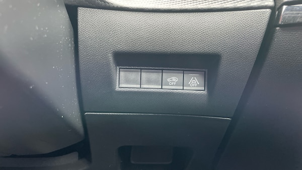 Used Peugeot 208 2023 for sale - 75992257: Photo 31