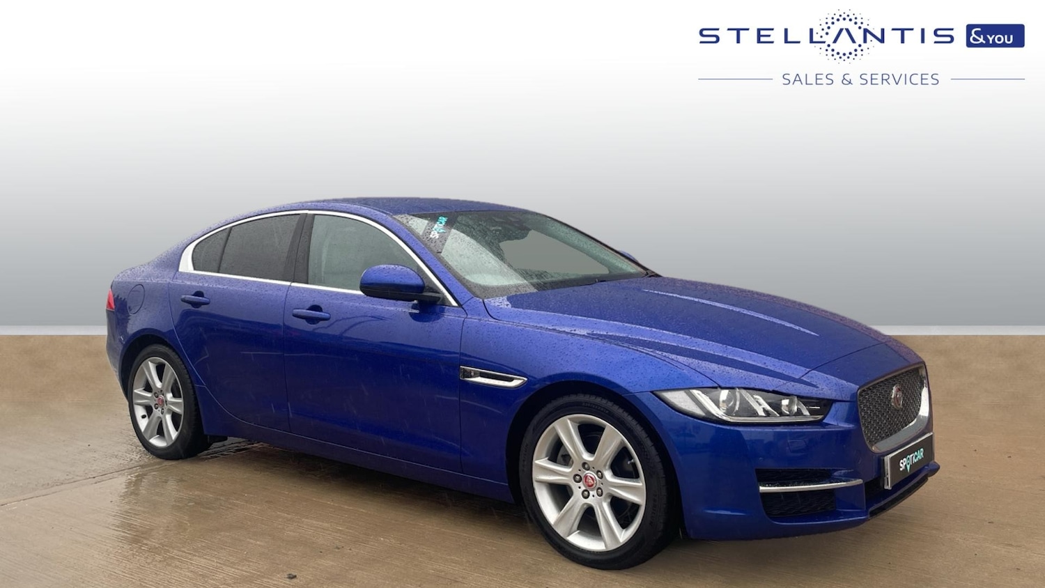 Used Jaguar XE 2017 for sale - 76154003: Photo 1