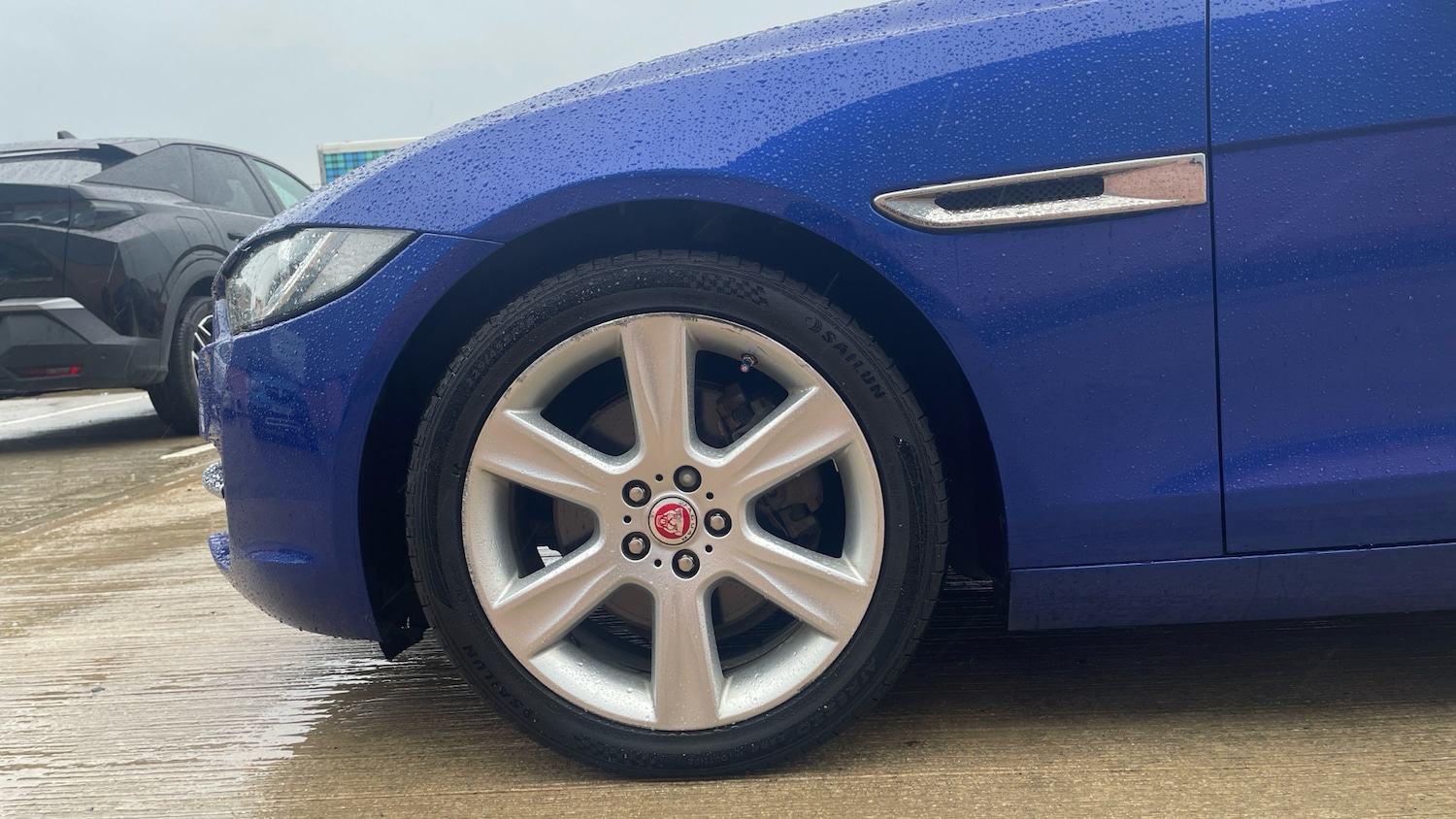 Used Jaguar XE 2017 for sale - 76154003: Photo 14