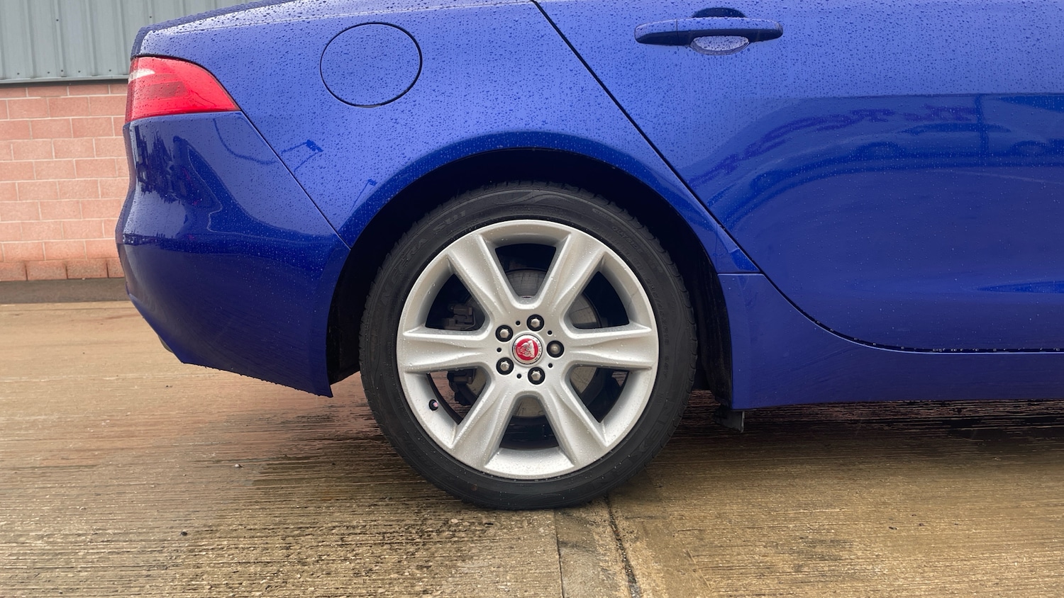 Used Jaguar XE 2017 for sale - 76154003: Photo 16